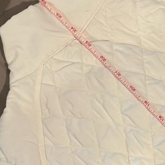Athleta Upside Vest, M, White Gray Quilted - Picture 12 of 12